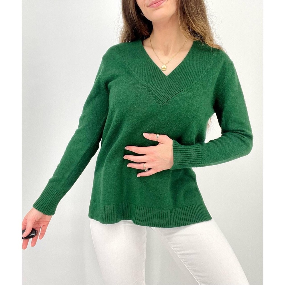 Anthropologie‎ Forest Green V-Neck Sweater Size XS Holiday Cozy Relaxed Fit